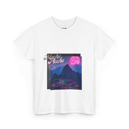 Camiseta unisex Perú - Machu Picchu futurista - Almas sin fronteras