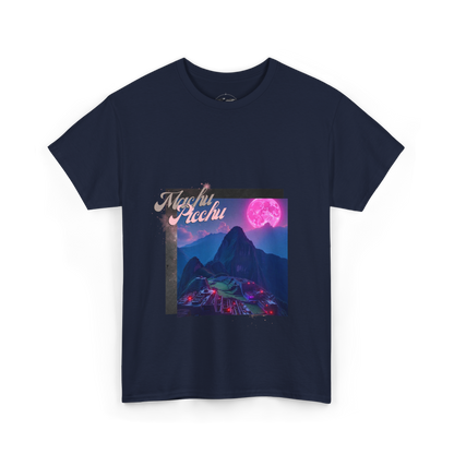 Camiseta unisex Perú - Machu Picchu futurista - Almas sin fronteras
