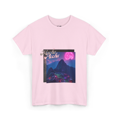 Camiseta unisex Perú - Machu Picchu futurista - Almas sin fronteras