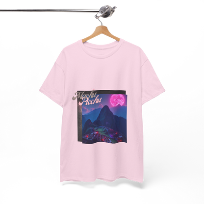 Camiseta unisex Perú - Machu Picchu futurista - Almas sin fronteras